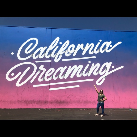 Meet your Posher, Victoria - Picture 2 of 4